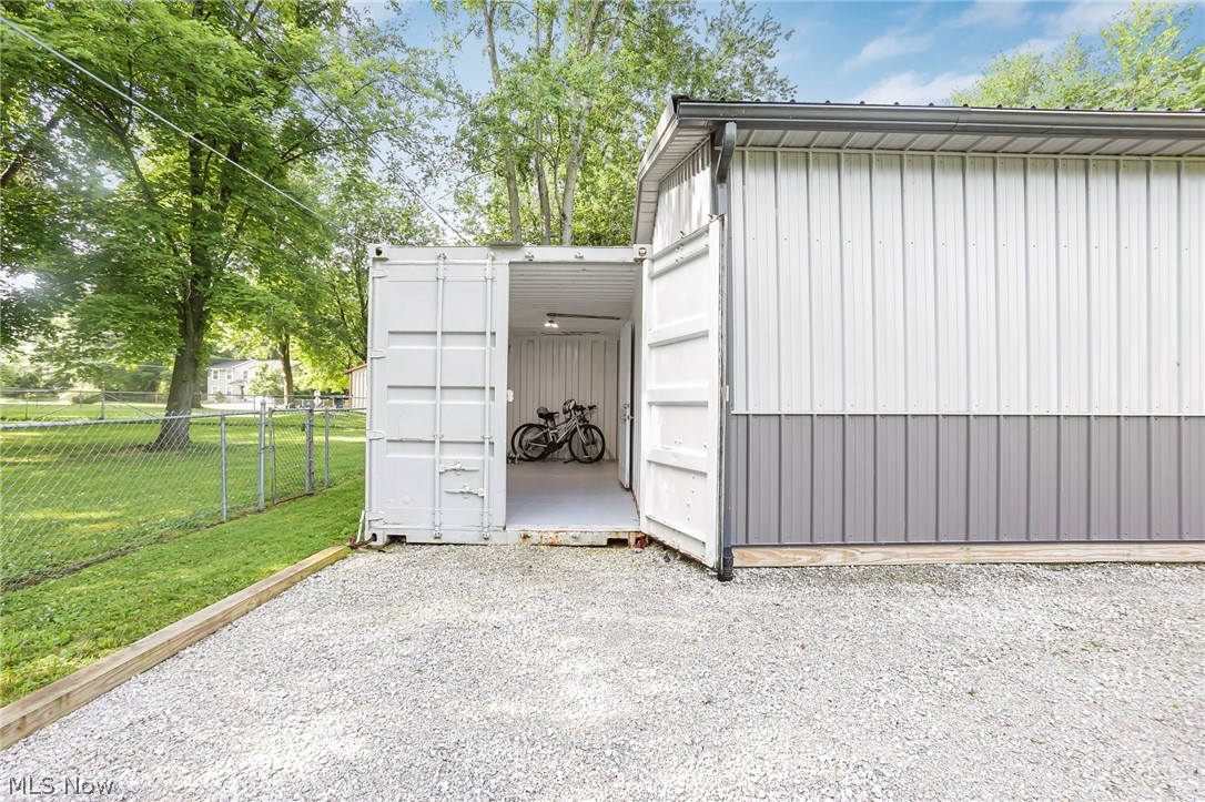 13400 Cedar Road NE Thornville OH 43076
