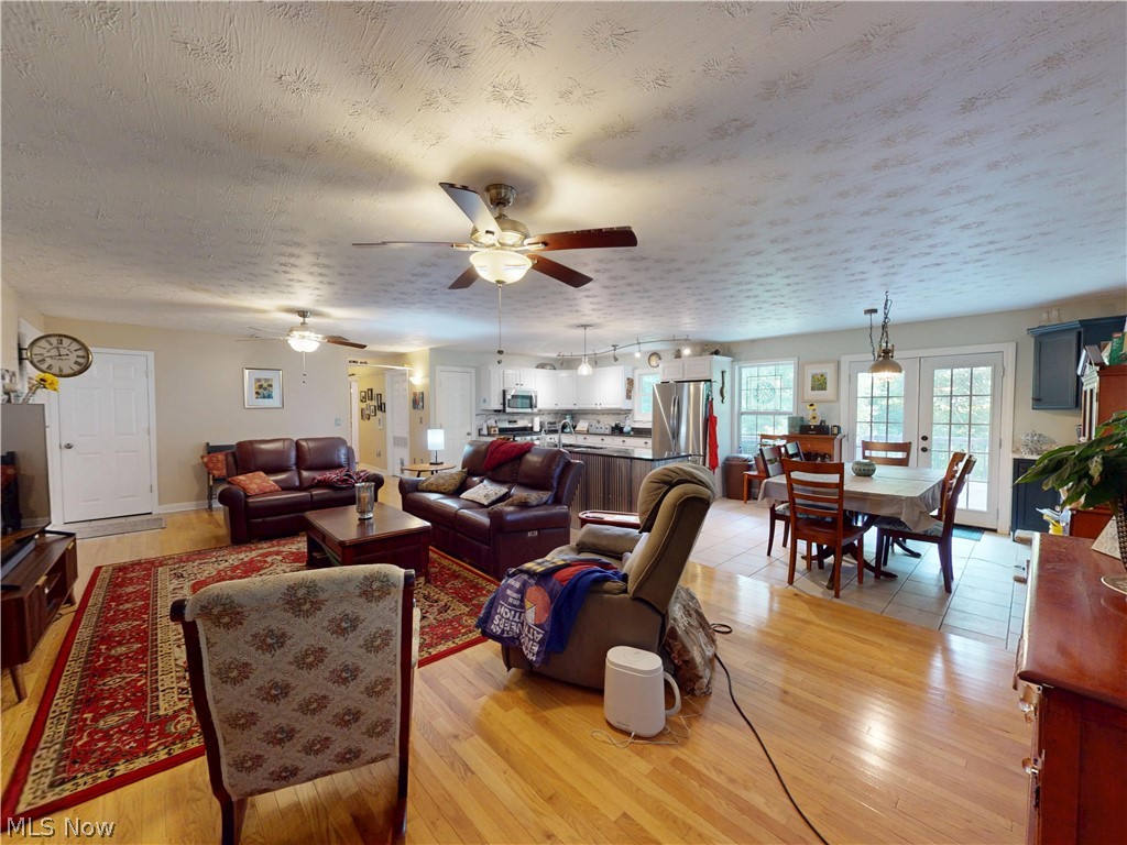 1083 Dock Road Madison OH 44057