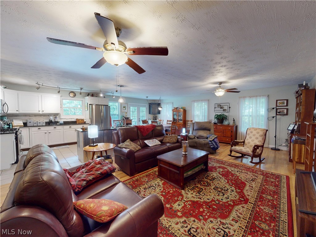 1083 Dock Road Madison OH 44057