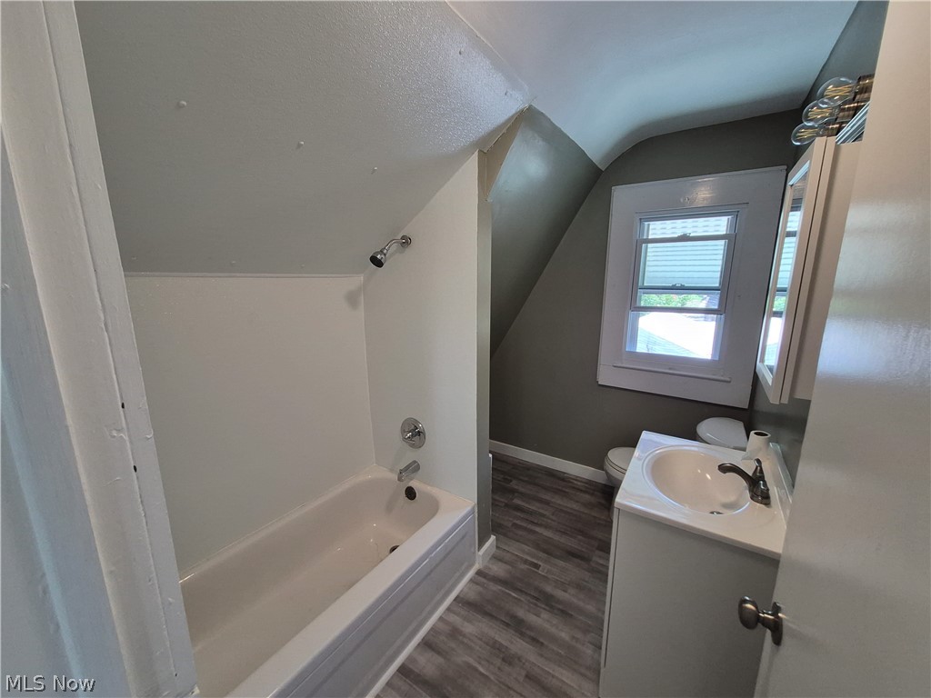 2095 W 103rd Street Cleveland OH 44102