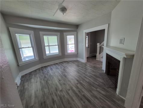 2095 W 103rd Street Cleveland OH 44102