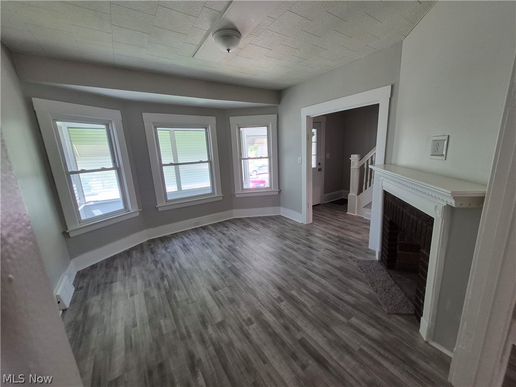 2095 W 103rd Street Cleveland OH 44102