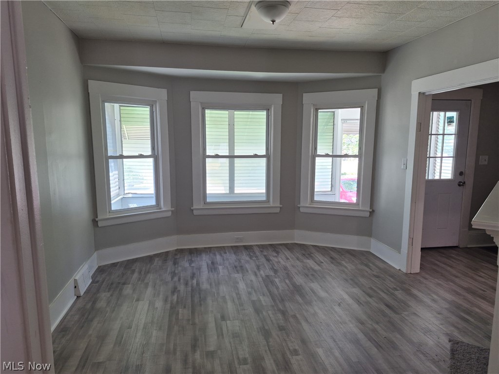 2095 W 103rd Street Cleveland OH 44102
