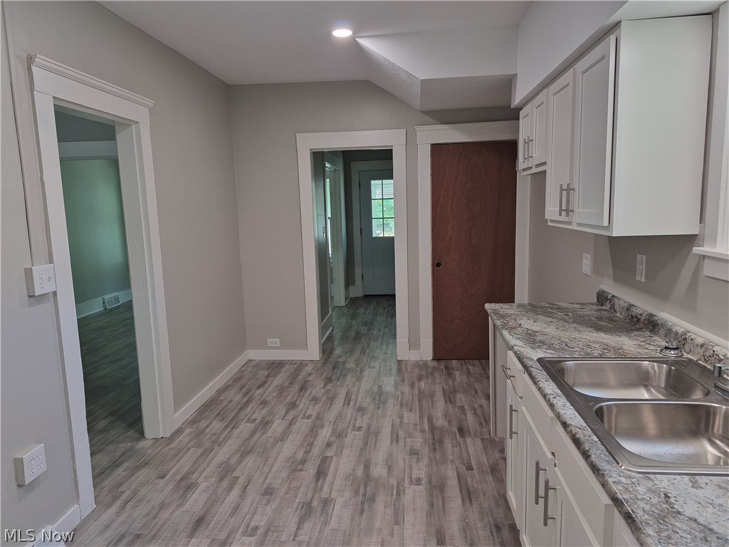 2095 W 103rd Street Cleveland OH 44102