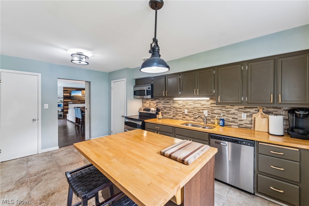 1459 Marview Drive Westlake OH 44145