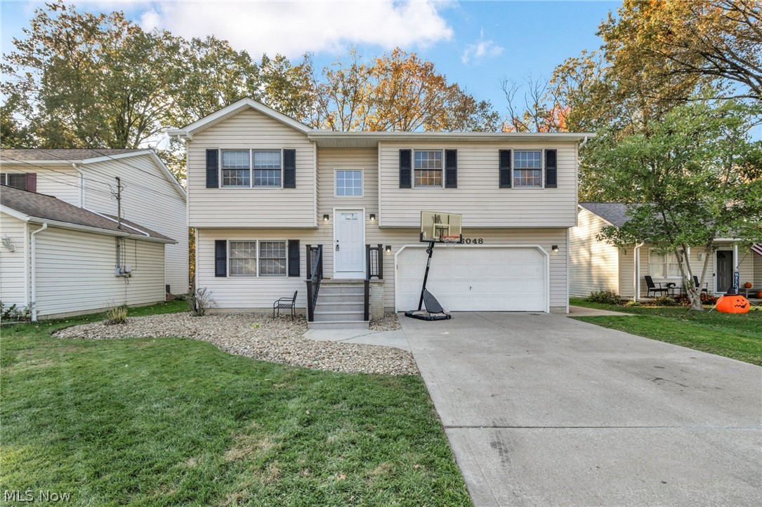 6048 Ridgeview Boulevard North Ridgeville OH 44039