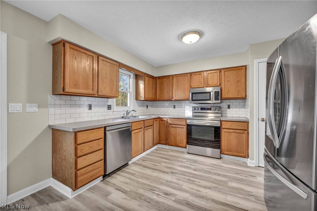 6048 Ridgeview Boulevard North Ridgeville OH 44039
