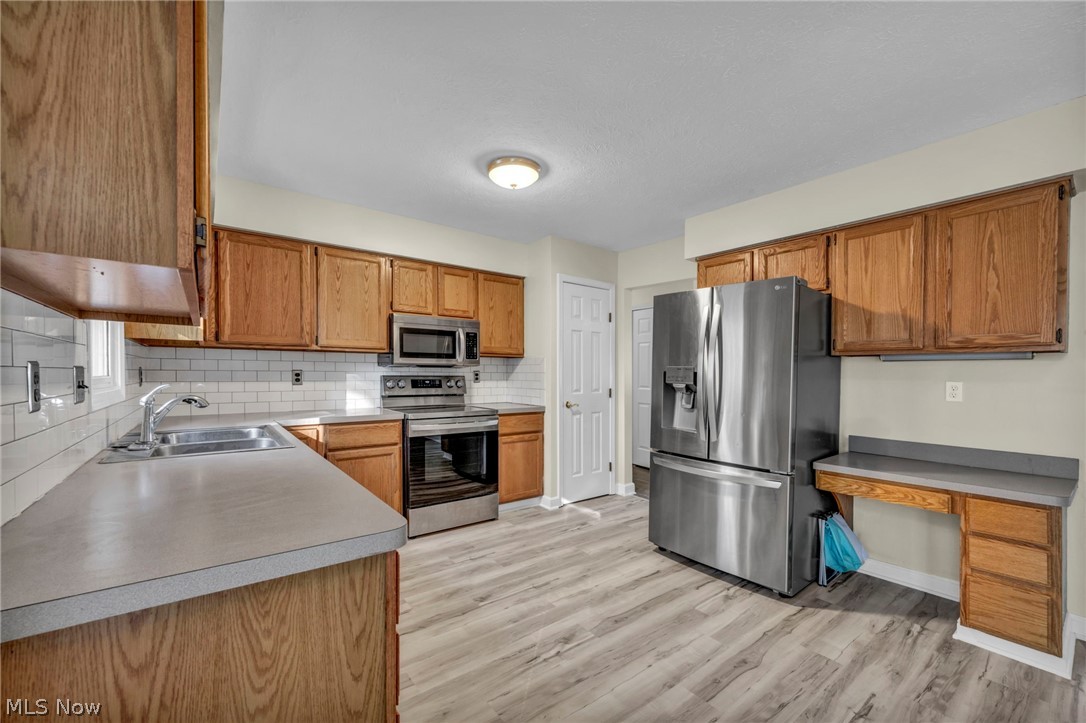 6048 Ridgeview Boulevard North Ridgeville OH 44039