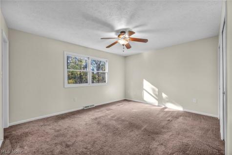 6048 Ridgeview Boulevard North Ridgeville OH 44039