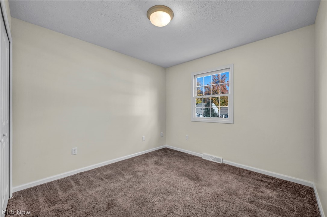 6048 Ridgeview Boulevard North Ridgeville OH 44039