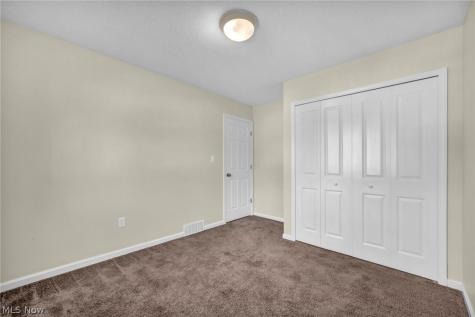 6048 Ridgeview Boulevard North Ridgeville OH 44039