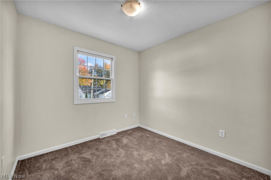 6048 Ridgeview Boulevard North Ridgeville OH 44039