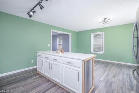 835 Yorkshire Drive Ravenna OH 44266