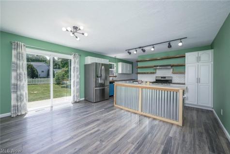 835 Yorkshire Drive Ravenna OH 44266