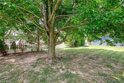 835 Yorkshire Drive Ravenna OH 44266