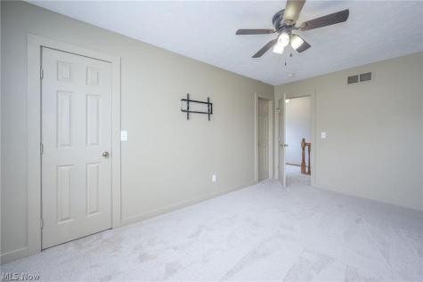 835 Yorkshire Drive Ravenna OH 44266