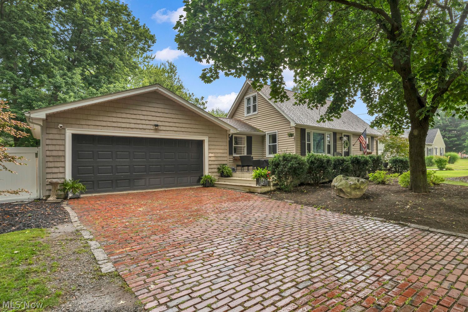 11199 Youngstown Pittsburgh Road New Middletown OH 44442