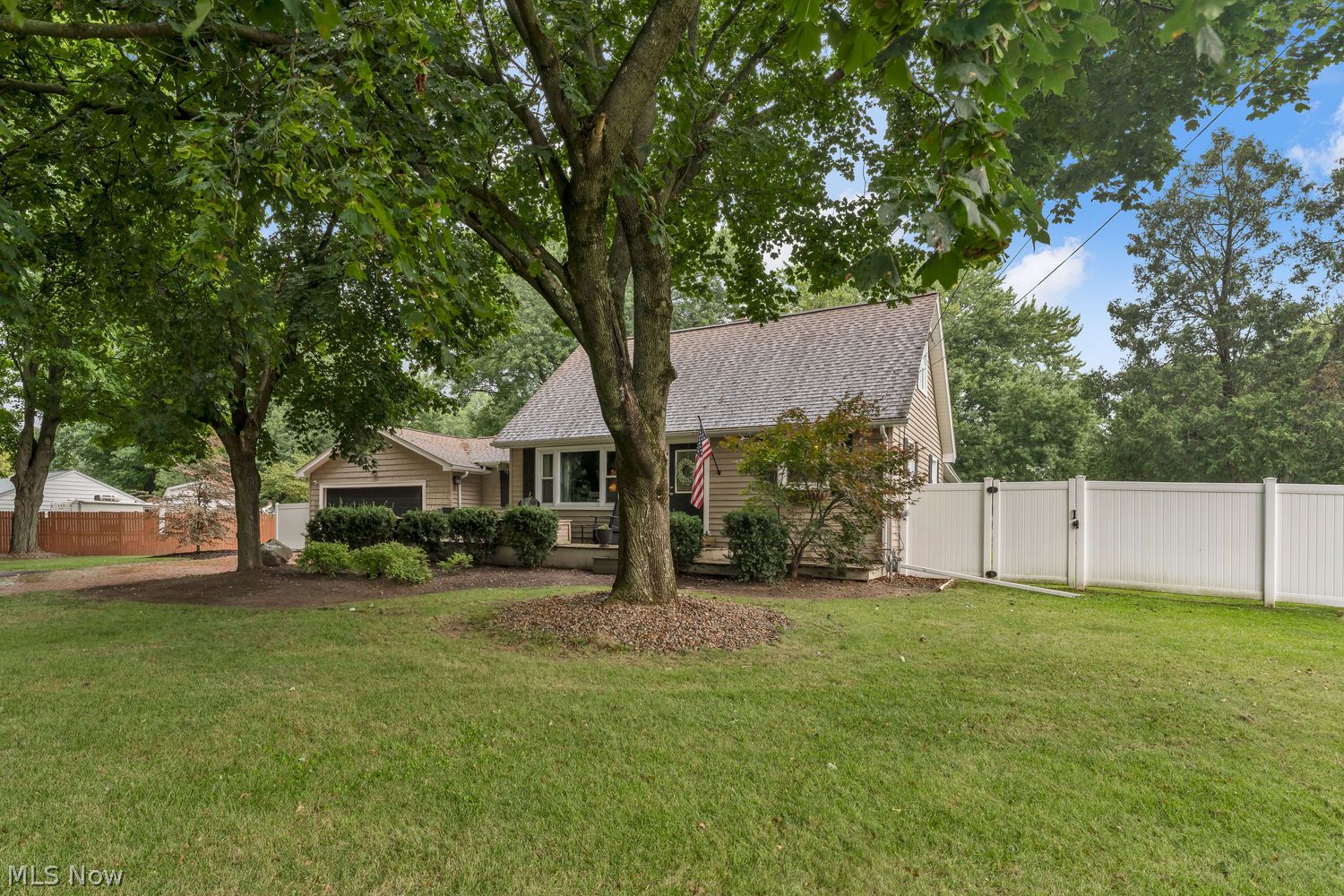 11199 Youngstown Pittsburgh Road New Middletown OH 44442