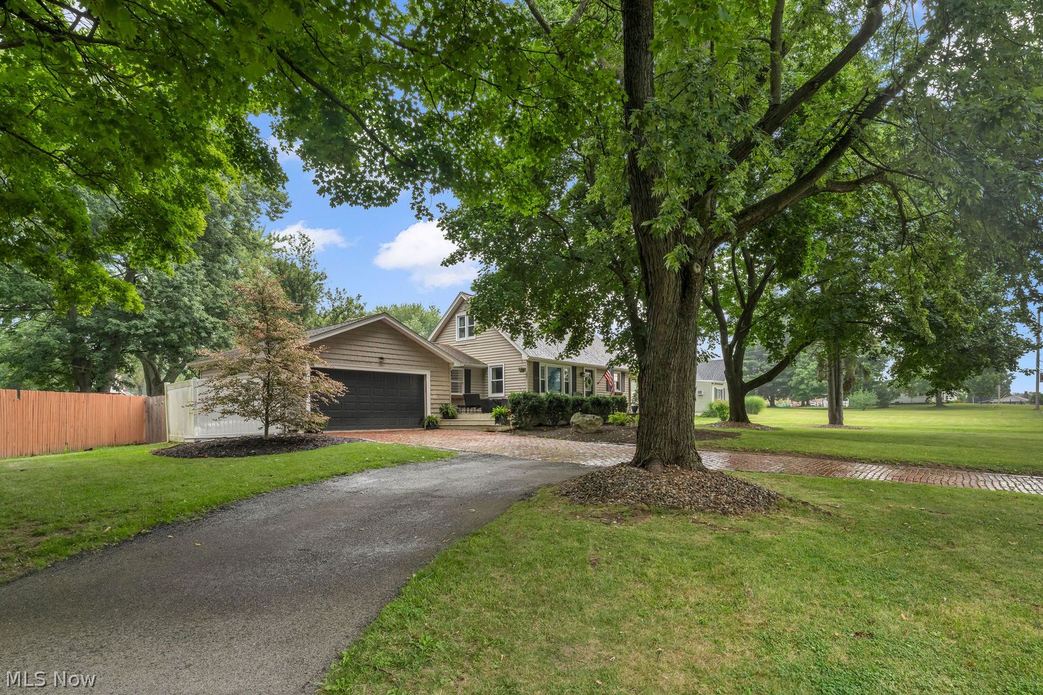 11199 Youngstown Pittsburgh Road New Middletown OH 44442