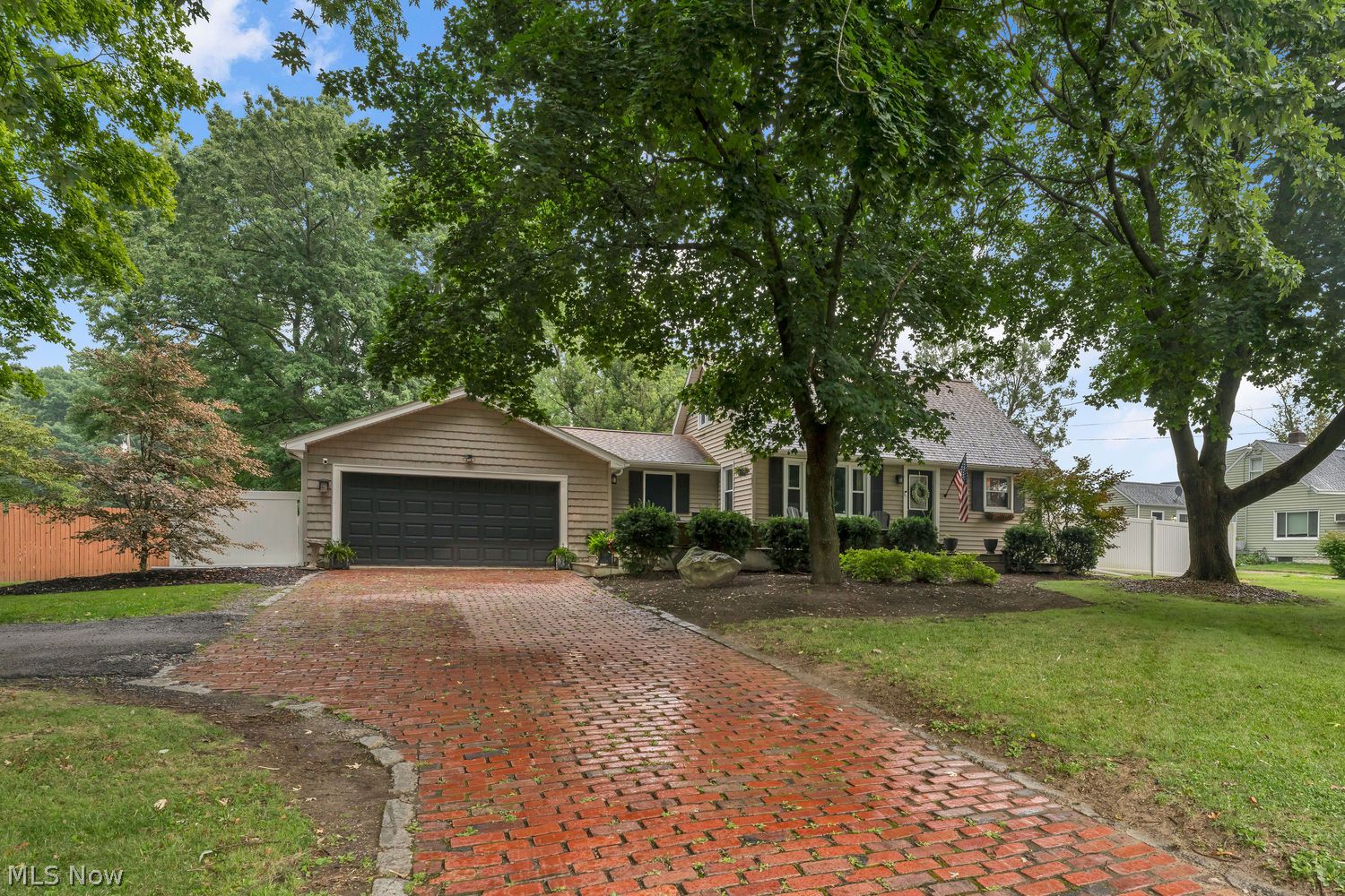 11199 Youngstown Pittsburgh Road New Middletown OH 44442