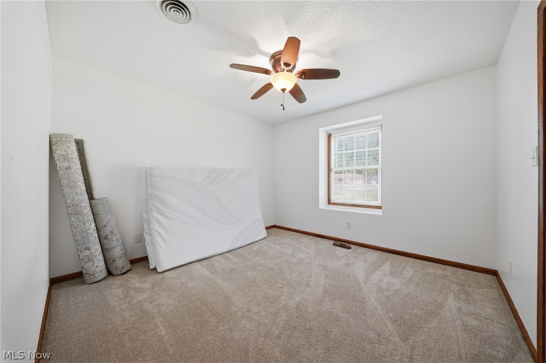 3210 Center Road Ashtabula OH 44004