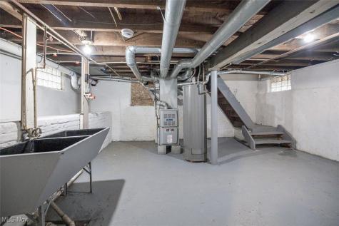 4502 Bush Avenue Cleveland OH 44109