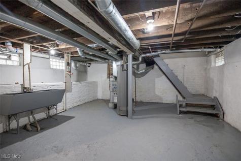 4502 Bush Avenue Cleveland OH 44109