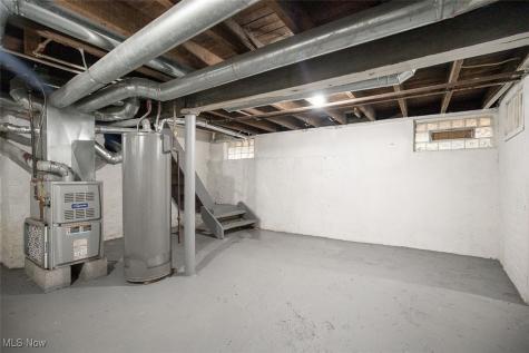 4502 Bush Avenue Cleveland OH 44109