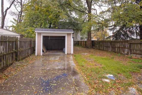 4502 Bush Avenue Cleveland OH 44109