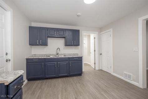 4502 Bush Avenue Cleveland OH 44109