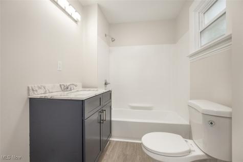 4502 Bush Avenue Cleveland OH 44109