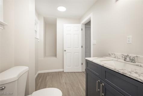 4502 Bush Avenue Cleveland OH 44109