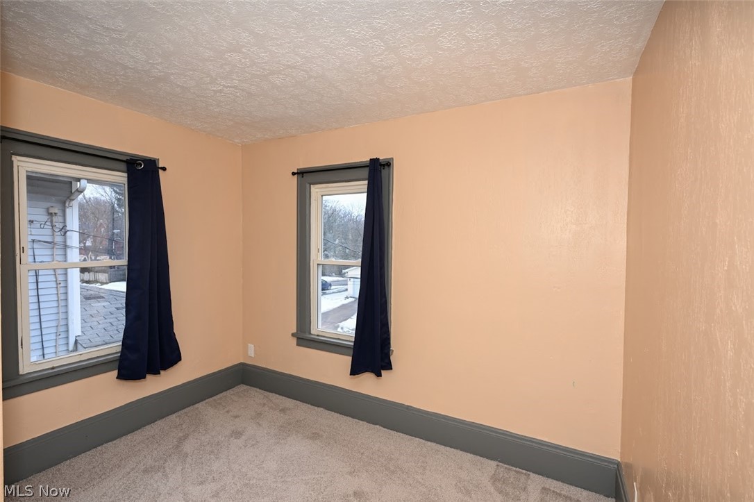 77 W Mildred Avenue Akron OH 44310