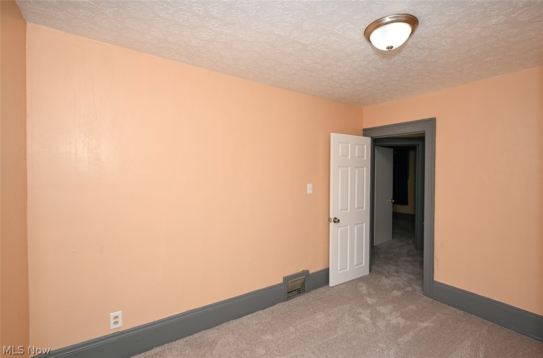 77 W Mildred Avenue Akron OH 44310