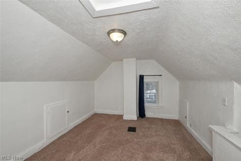 77 W Mildred Avenue Akron OH 44310