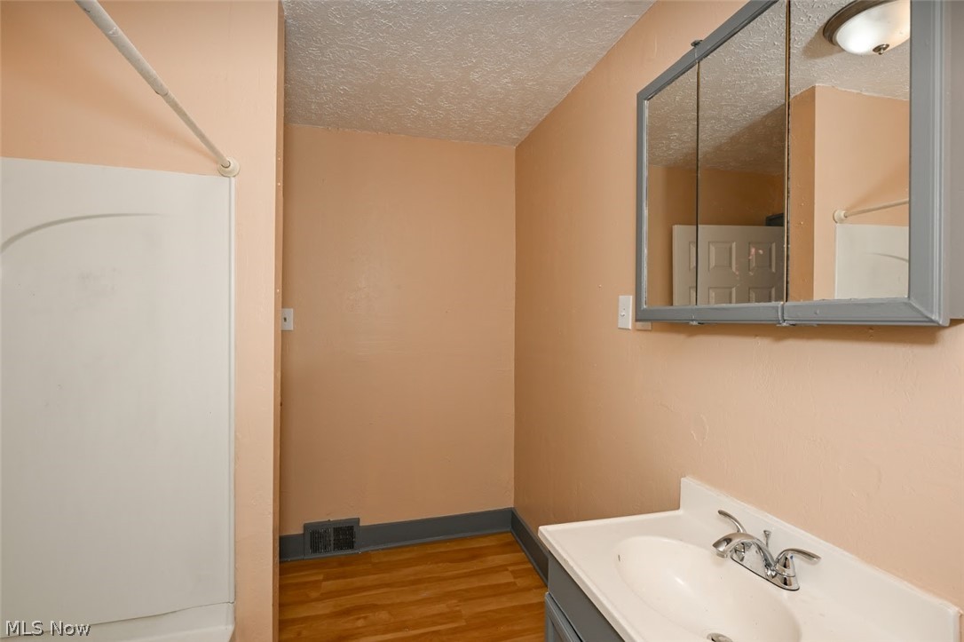 77 W Mildred Avenue Akron OH 44310