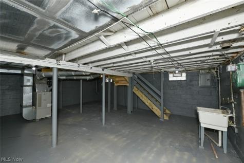 77 W Mildred Avenue Akron OH 44310