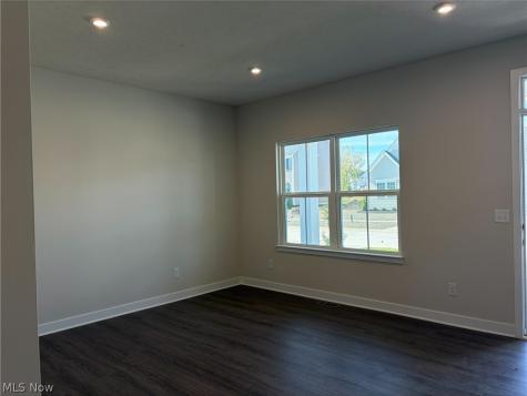 6045 Audriana Way Lorain OH 44053