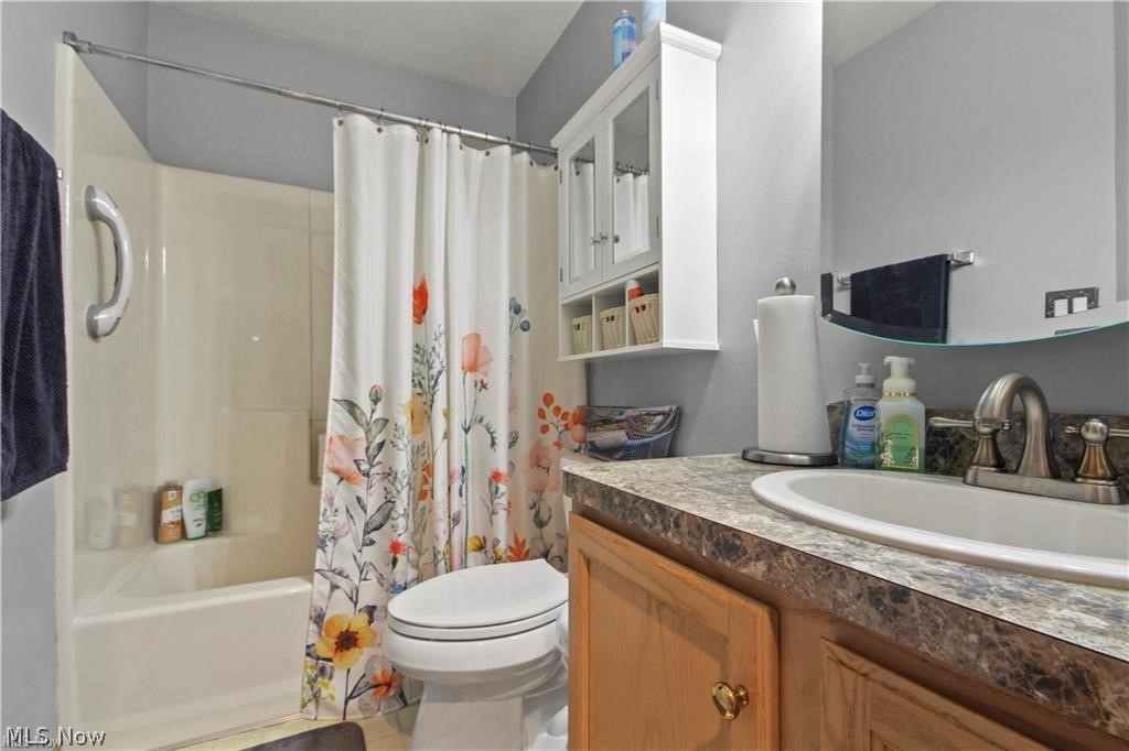 391 Centennial Drive Vienna OH 44473