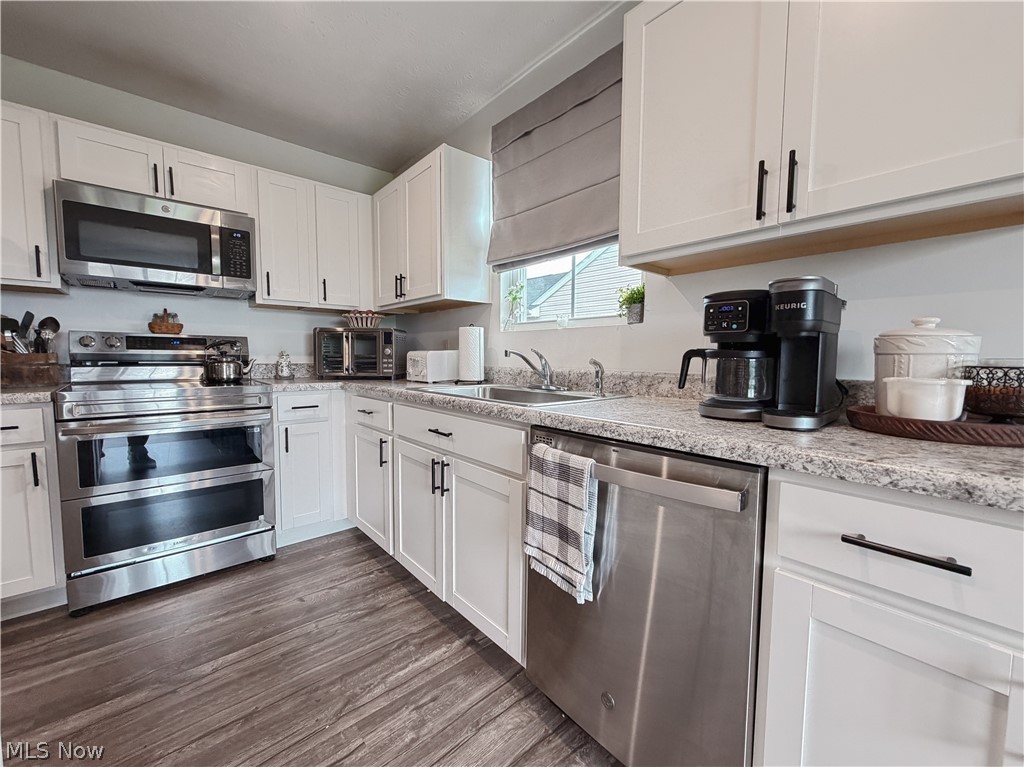 2670 Himelrigh Boulevard Barberton OH 44203
