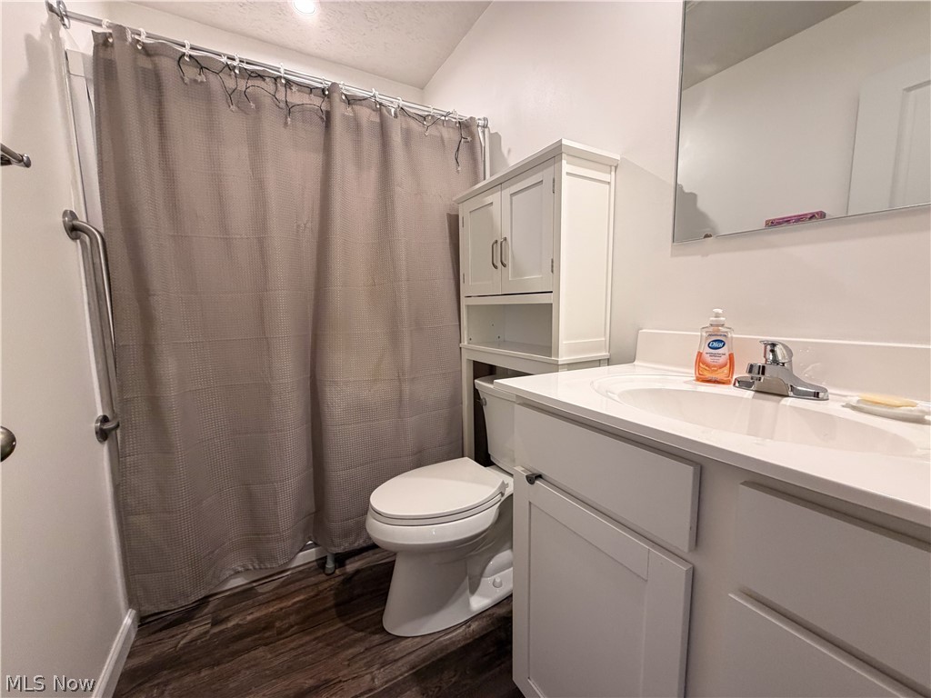 2670 Himelrigh Boulevard Barberton OH 44203