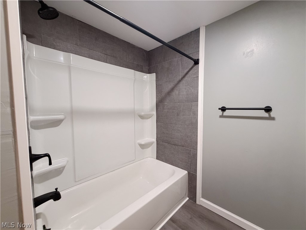 2670 Himelrigh Boulevard Barberton OH 44203