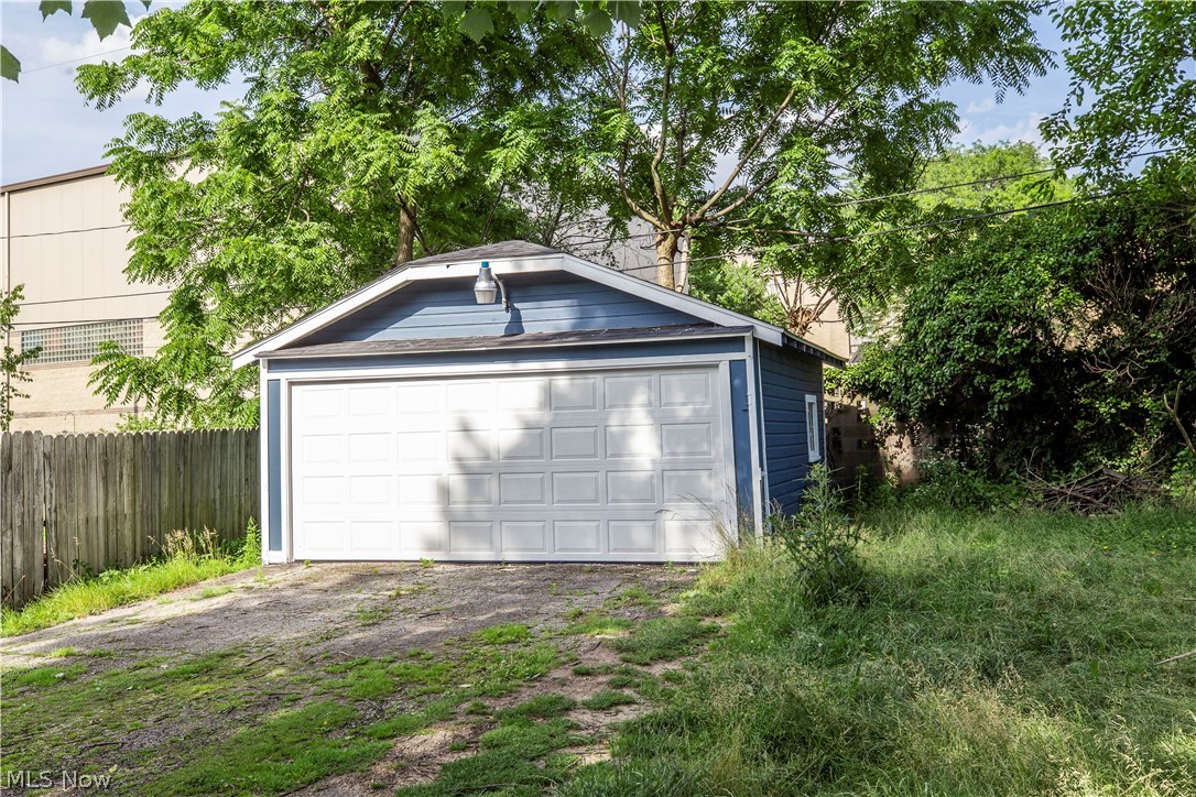 457 S Firestone Boulevard Akron OH 44301