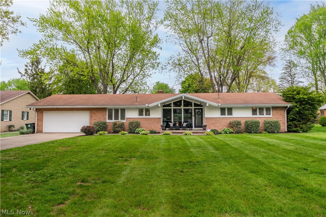 1331 Buena Vista Street NE Canton OH 44714