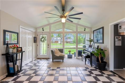 1331 Buena Vista Street NE Canton OH 44714