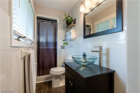 1331 Buena Vista Street NE Canton OH 44714