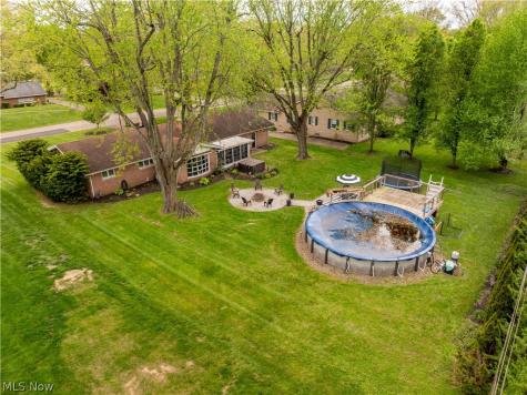 1331 Buena Vista Street NE Canton OH 44714