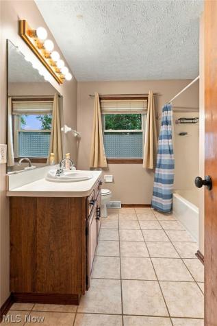3855 Westlynn Avenue NW Massillon OH 44646