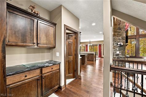 50 Walden Ridge Drive Hinckley OH 44233
