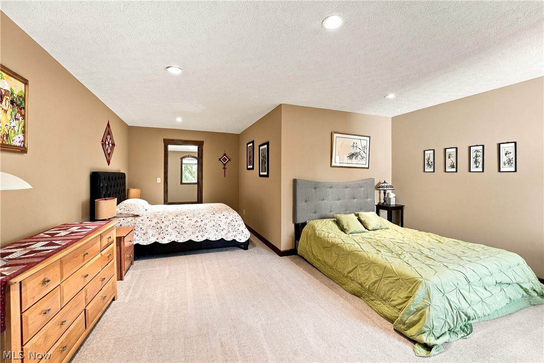 50 Walden Ridge Drive Hinckley OH 44233